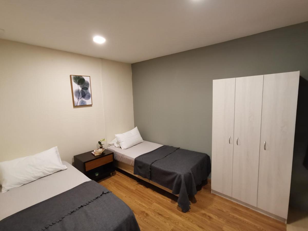 Nowhere Hostel Куала-Лумпур Экстерьер фото